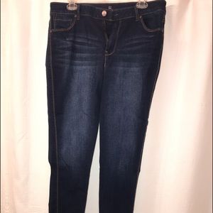 1822 Jeans Brand New, Never Worn!